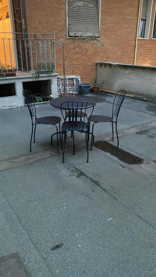 Lovely Apartment In The New Porta Nuova Area Милано Екстериор снимка